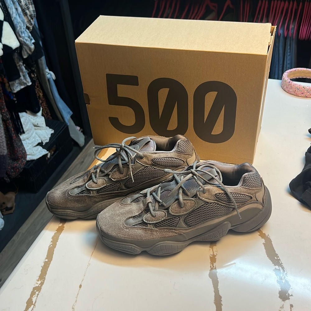 Yeezy 500 granite